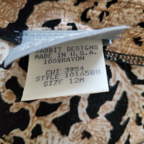 VINTAGE Rabbit Design Dress - Picture 8 of 8